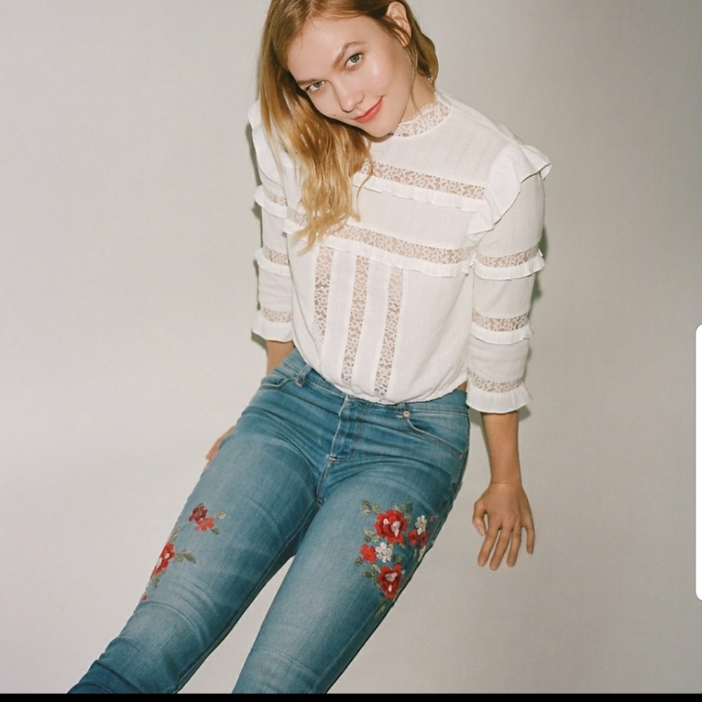 NWOT Express high rise embroidered skinny jeans